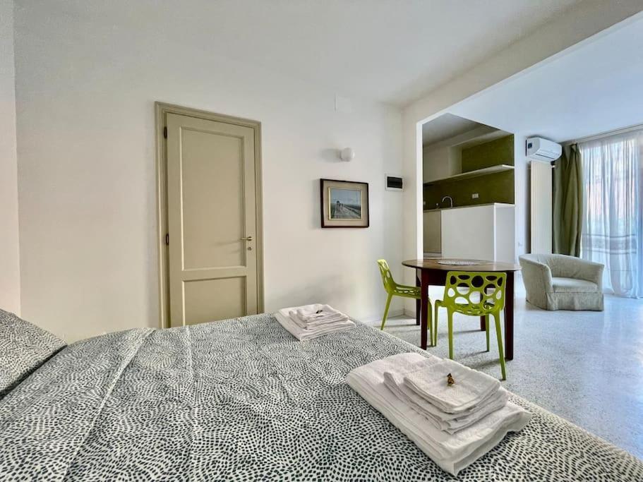 Modern Apartment Navigli 밀라노 외부 사진
