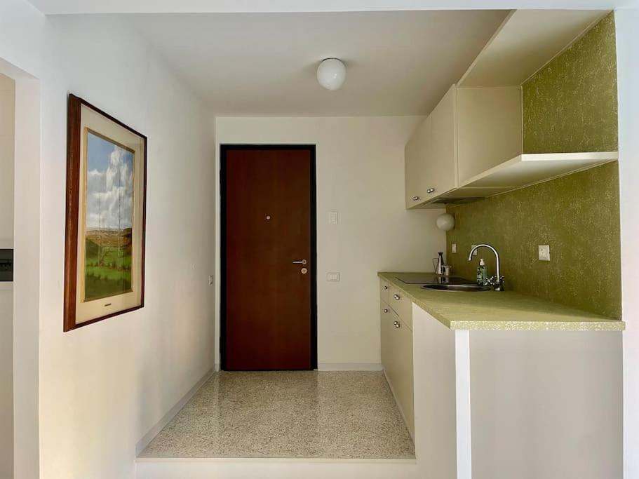Modern Apartment Navigli 밀라노 외부 사진